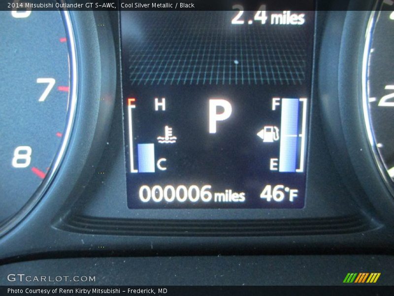 Cool Silver Metallic / Black 2014 Mitsubishi Outlander GT S-AWC