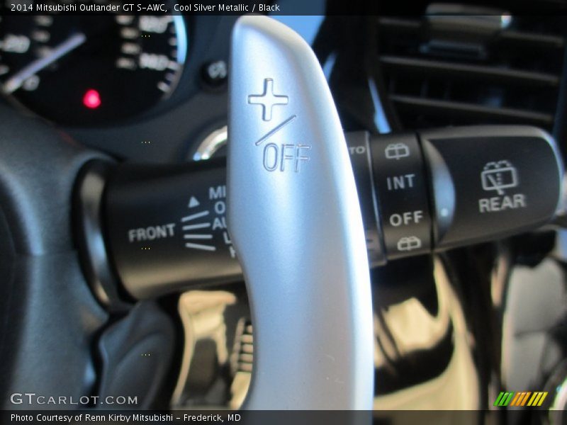 Cool Silver Metallic / Black 2014 Mitsubishi Outlander GT S-AWC