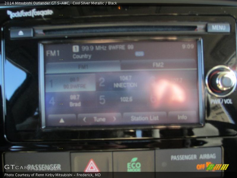 Cool Silver Metallic / Black 2014 Mitsubishi Outlander GT S-AWC