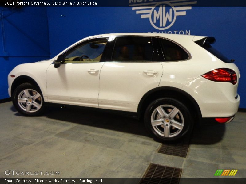 Sand White / Luxor Beige 2011 Porsche Cayenne S