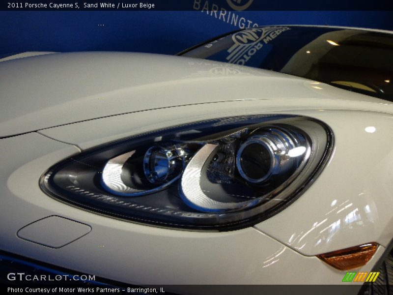 Sand White / Luxor Beige 2011 Porsche Cayenne S