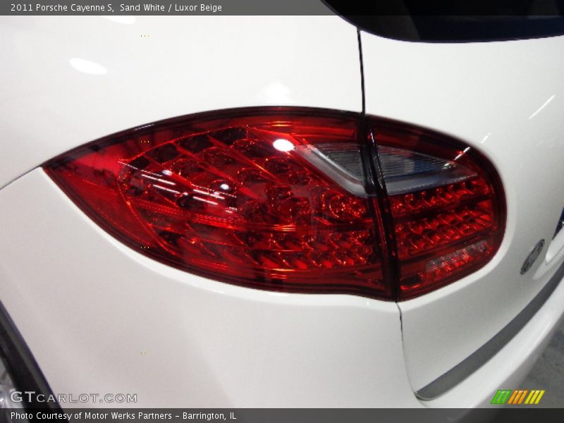 Sand White / Luxor Beige 2011 Porsche Cayenne S