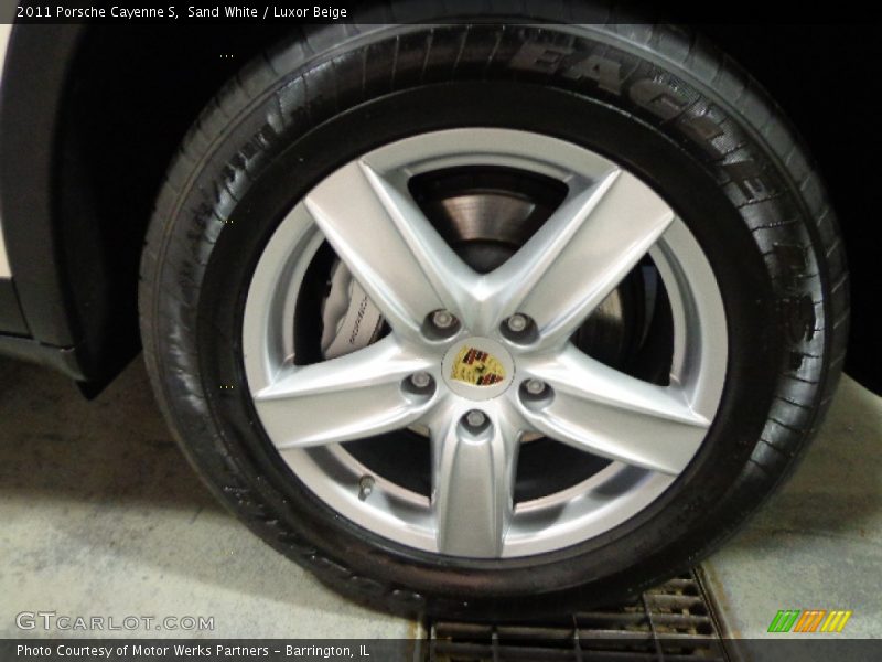Sand White / Luxor Beige 2011 Porsche Cayenne S