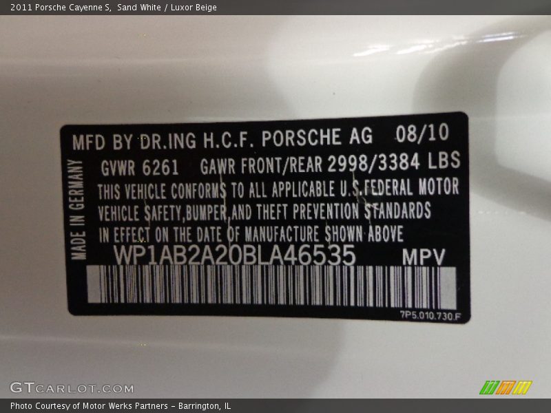 Sand White / Luxor Beige 2011 Porsche Cayenne S