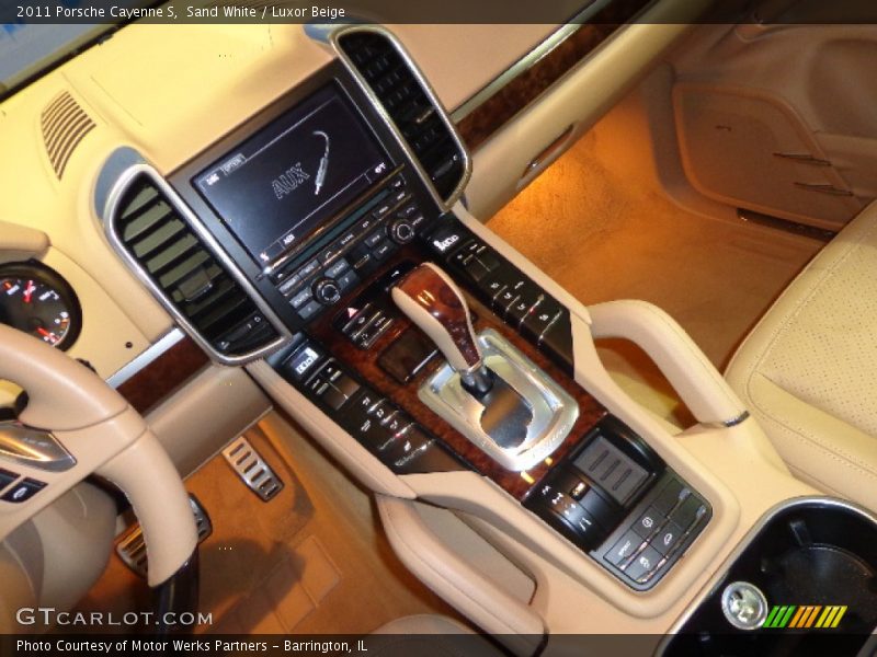 Sand White / Luxor Beige 2011 Porsche Cayenne S