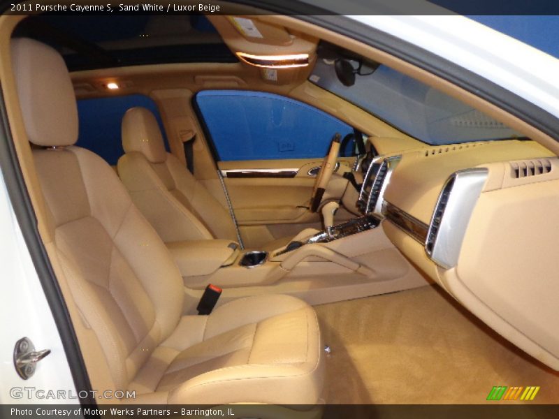 Sand White / Luxor Beige 2011 Porsche Cayenne S