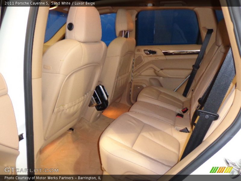 Sand White / Luxor Beige 2011 Porsche Cayenne S