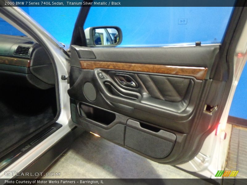 Titanium Silver Metallic / Black 2000 BMW 7 Series 740iL Sedan