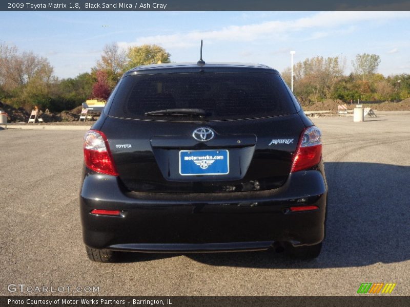 Black Sand Mica / Ash Gray 2009 Toyota Matrix 1.8