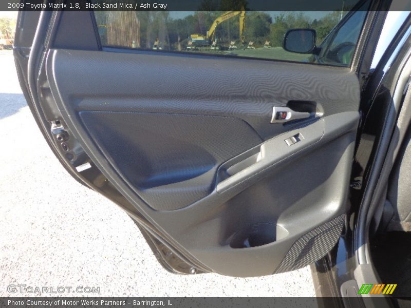Black Sand Mica / Ash Gray 2009 Toyota Matrix 1.8