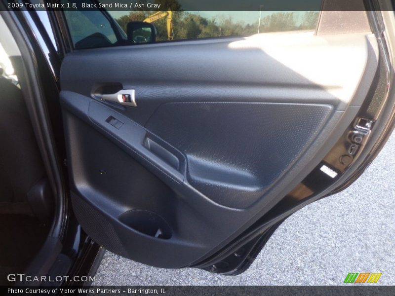 Black Sand Mica / Ash Gray 2009 Toyota Matrix 1.8