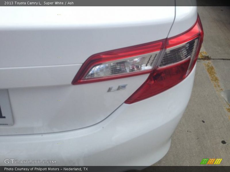 Super White / Ash 2013 Toyota Camry L