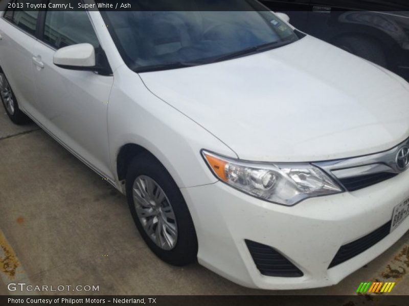 Super White / Ash 2013 Toyota Camry L