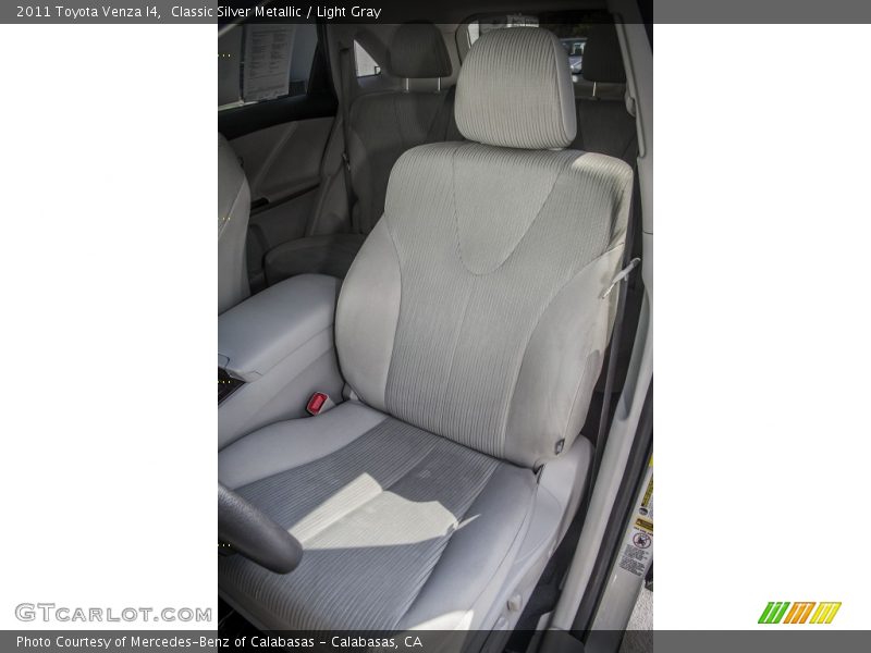 Classic Silver Metallic / Light Gray 2011 Toyota Venza I4