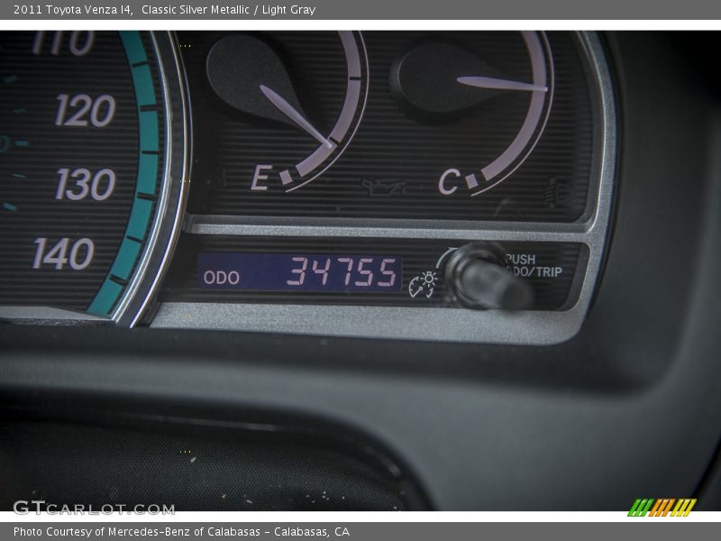 Classic Silver Metallic / Light Gray 2011 Toyota Venza I4