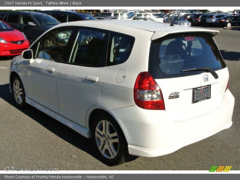 Taffeta White / Black 2007 Honda Fit Sport