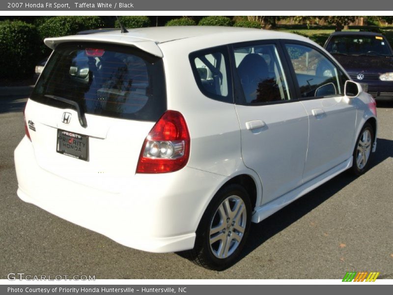 Taffeta White / Black 2007 Honda Fit Sport