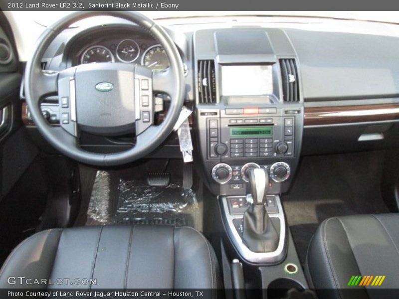 Santorini Black Metallic / Ebony 2012 Land Rover LR2 3.2