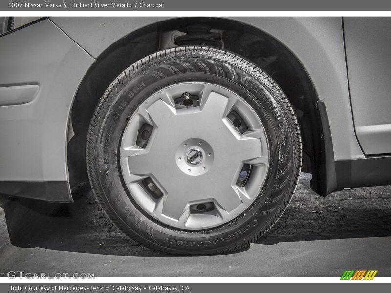 Brilliant Silver Metallic / Charcoal 2007 Nissan Versa S