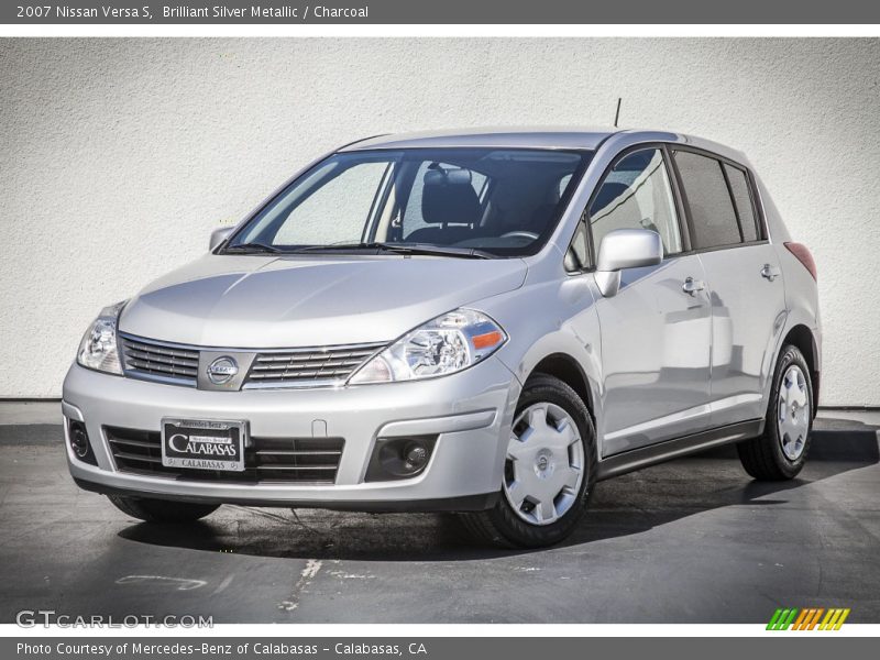 Brilliant Silver Metallic / Charcoal 2007 Nissan Versa S