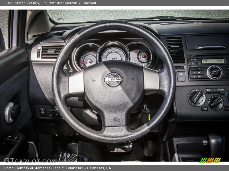 Brilliant Silver Metallic / Charcoal 2007 Nissan Versa S