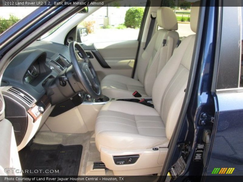 Baltic Blue Metallic / Almond 2012 Land Rover LR2 3.2