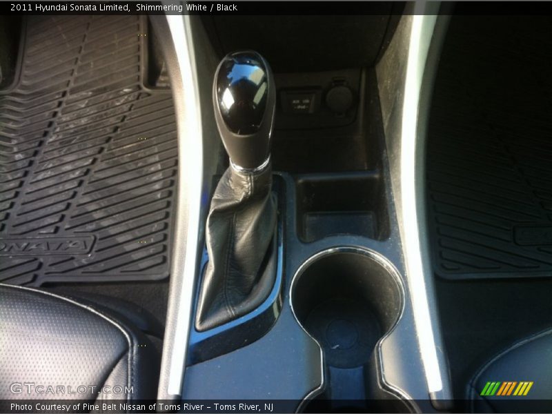 Shimmering White / Black 2011 Hyundai Sonata Limited