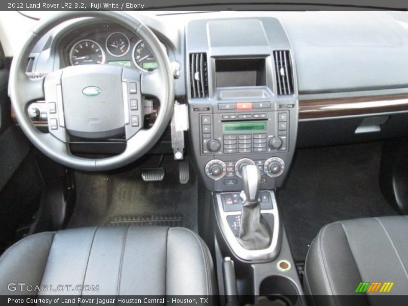Fuji White / Ebony 2012 Land Rover LR2 3.2
