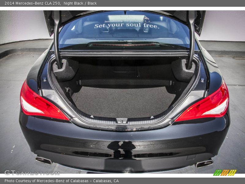 Night Black / Black 2014 Mercedes-Benz CLA 250