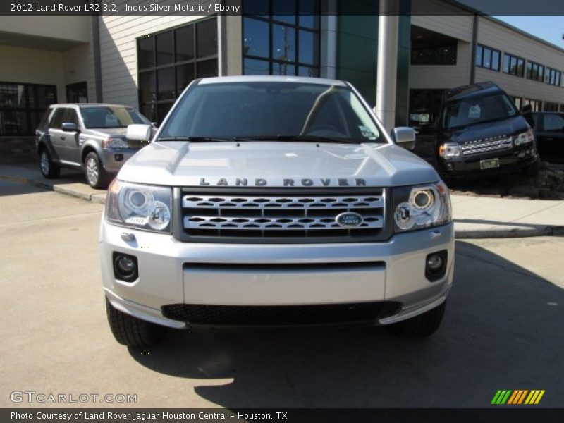 Indus Silver Metallic / Ebony 2012 Land Rover LR2 3.2