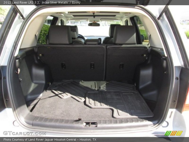 Indus Silver Metallic / Ebony 2012 Land Rover LR2 3.2