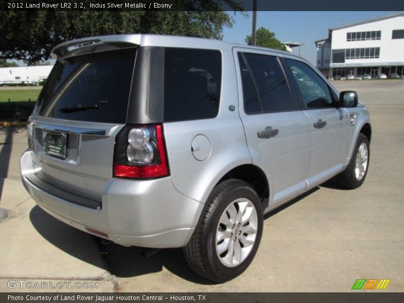 Indus Silver Metallic / Ebony 2012 Land Rover LR2 3.2