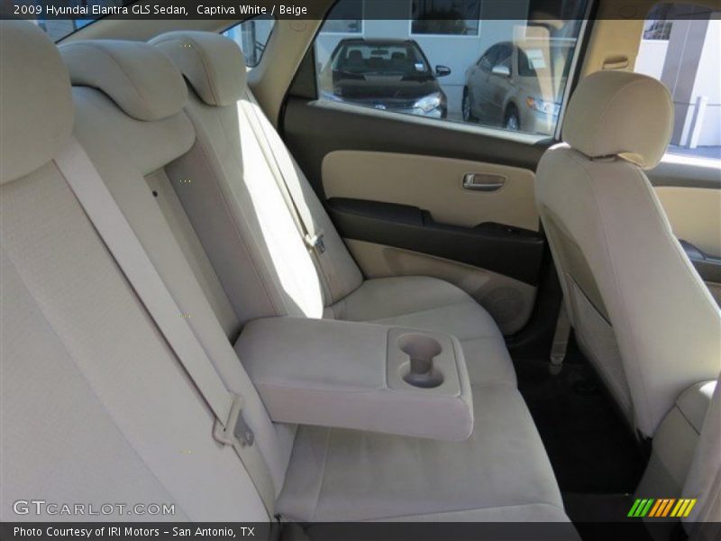 Captiva White / Beige 2009 Hyundai Elantra GLS Sedan
