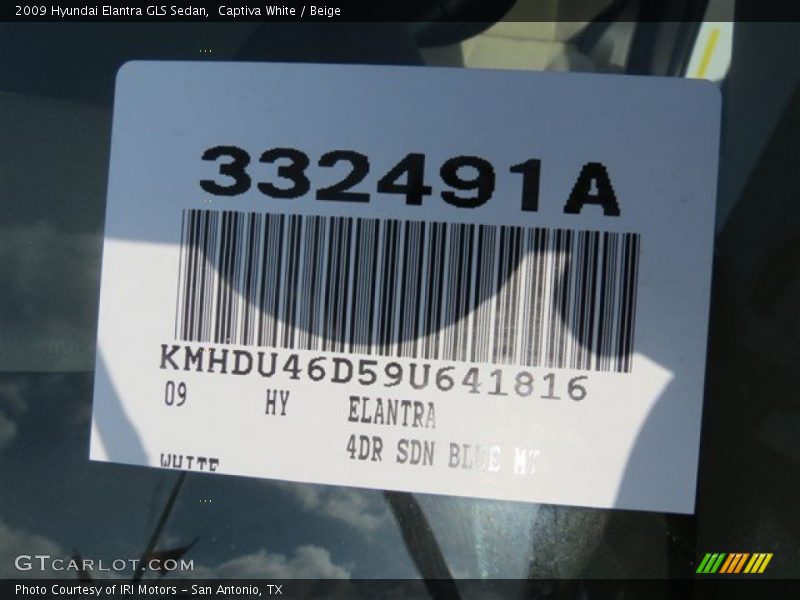 Captiva White / Beige 2009 Hyundai Elantra GLS Sedan