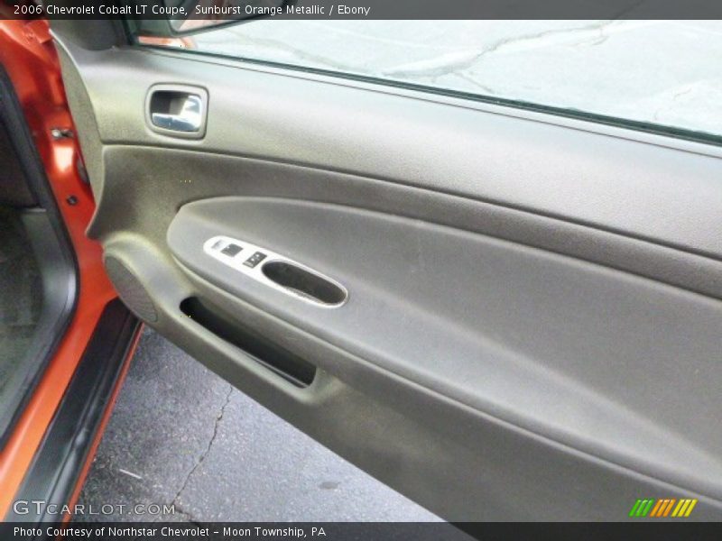 Sunburst Orange Metallic / Ebony 2006 Chevrolet Cobalt LT Coupe