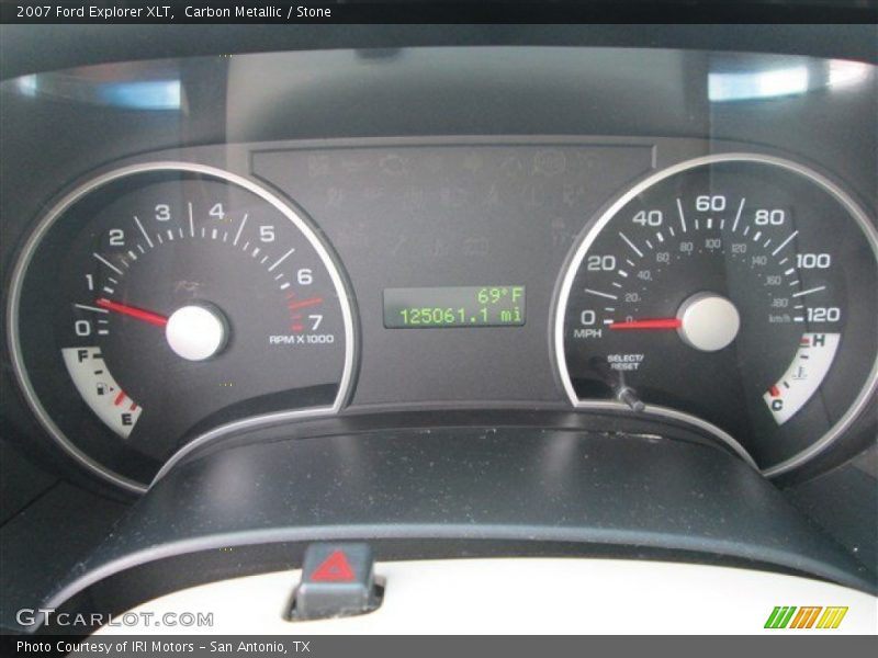 Carbon Metallic / Stone 2007 Ford Explorer XLT