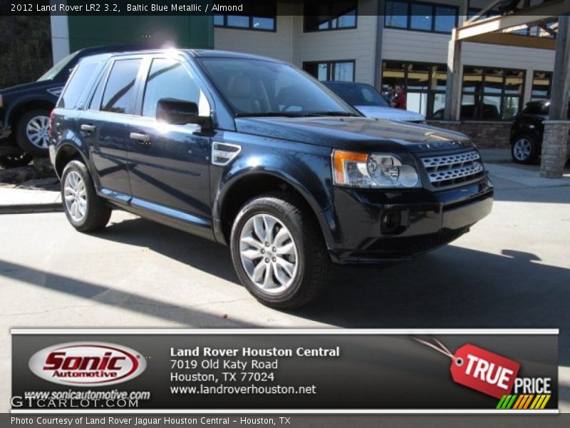 Baltic Blue Metallic / Almond 2012 Land Rover LR2 3.2