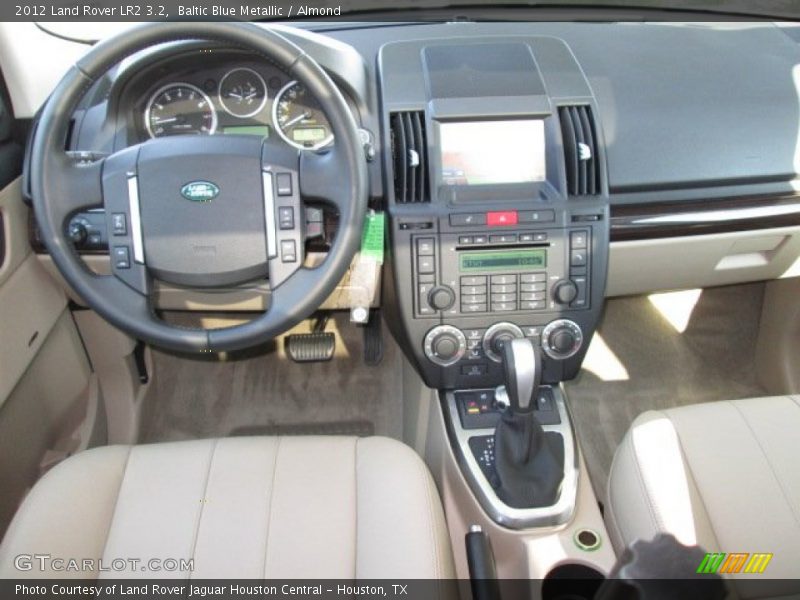 Baltic Blue Metallic / Almond 2012 Land Rover LR2 3.2