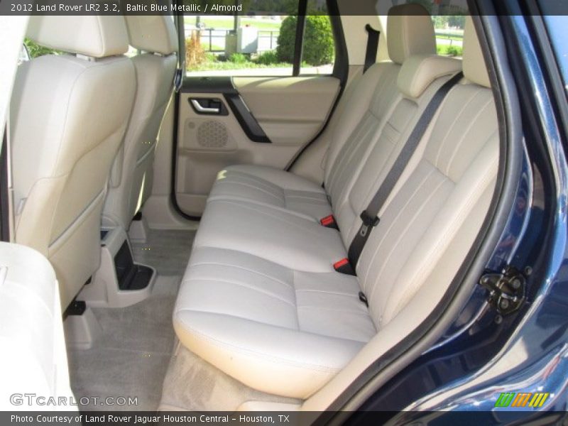 Baltic Blue Metallic / Almond 2012 Land Rover LR2 3.2