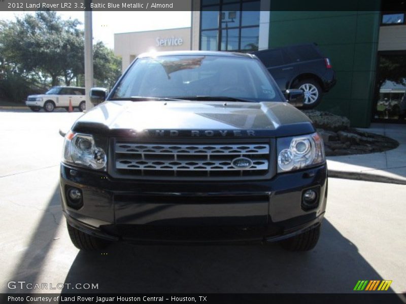 Baltic Blue Metallic / Almond 2012 Land Rover LR2 3.2