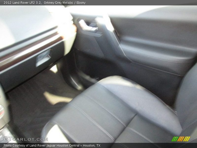 Orkney Grey Metallic / Ebony 2012 Land Rover LR2 3.2