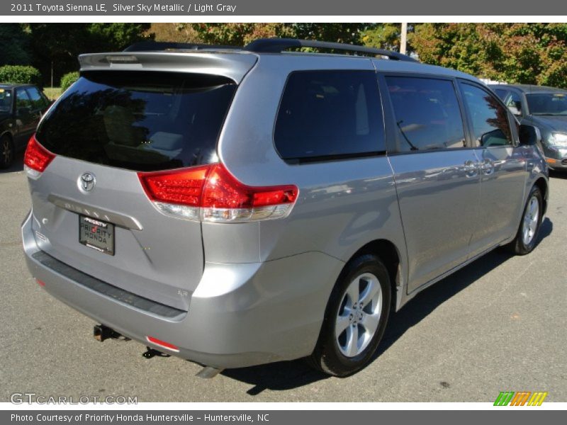 Silver Sky Metallic / Light Gray 2011 Toyota Sienna LE