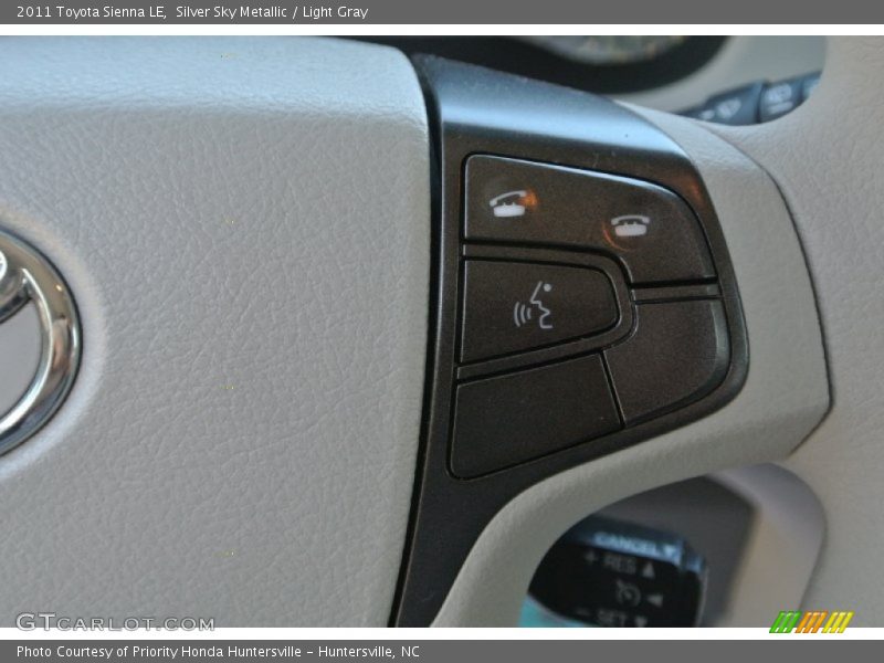Silver Sky Metallic / Light Gray 2011 Toyota Sienna LE