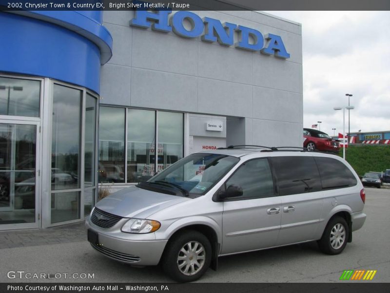 Bright Silver Metallic / Taupe 2002 Chrysler Town & Country EX