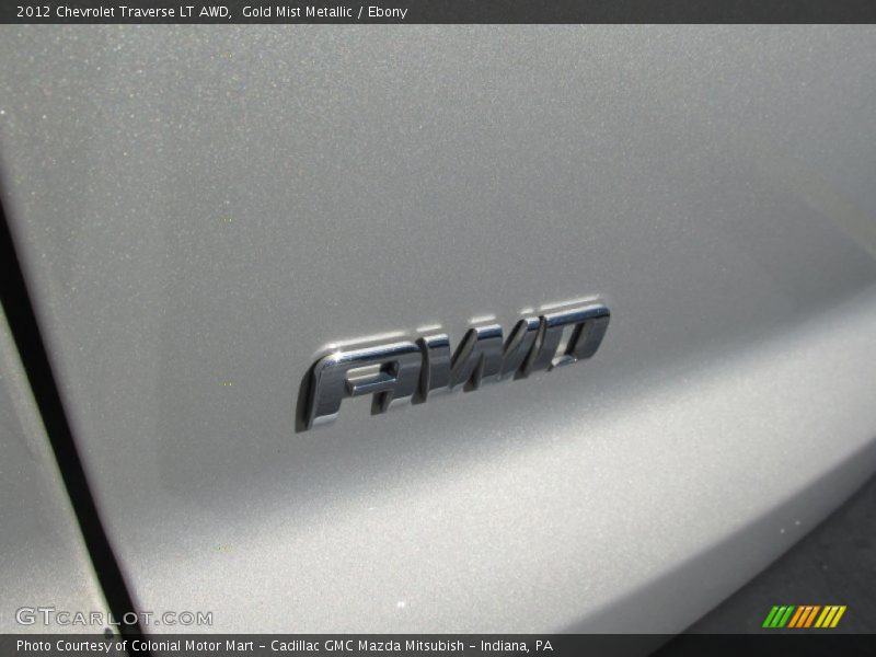 Gold Mist Metallic / Ebony 2012 Chevrolet Traverse LT AWD