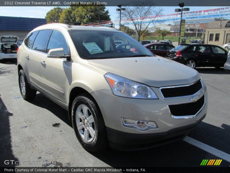 Front 3/4 View of 2012 Traverse LT AWD