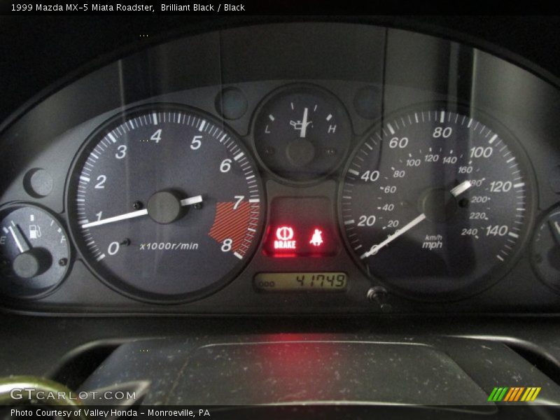 Brilliant Black / Black 1999 Mazda MX-5 Miata Roadster