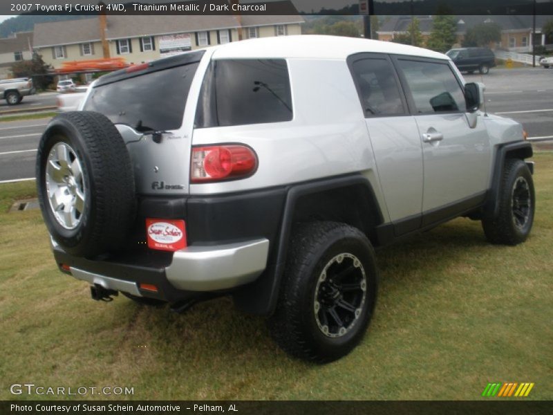 Titanium Metallic / Dark Charcoal 2007 Toyota FJ Cruiser 4WD
