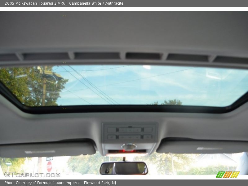 Campanella White / Anthracite 2009 Volkswagen Touareg 2 VR6