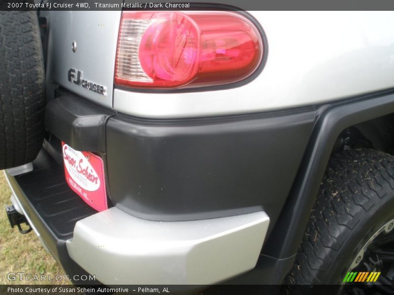 Titanium Metallic / Dark Charcoal 2007 Toyota FJ Cruiser 4WD